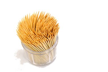 beyaz zemin üzerinde kürdan fotoğrafı