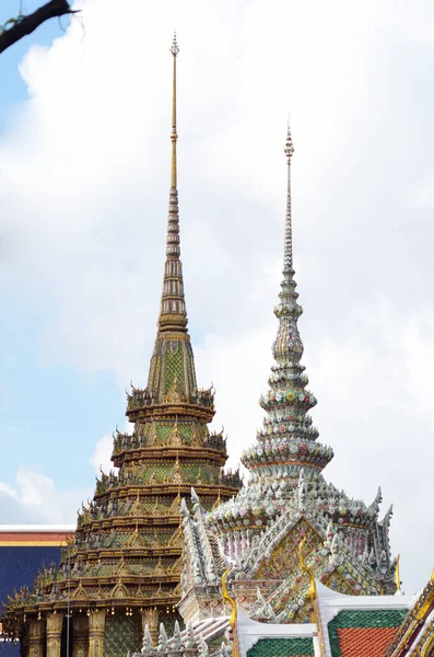 Pagode Wat Phra Kaew Dal Gran Palazzo Della Thailandia — Foto Stock