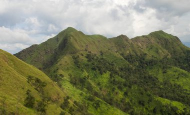dağ ve bulut içinde kanchanaburi, khao chang peuk, Tayland