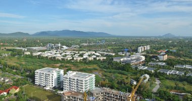 Bir inşaat alanının yüksek açılı görünüş