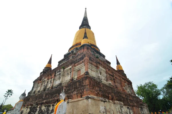 Buddha Statuen Tempel Des Wat Yai Chai Mongkol Ayutthaya Bei — Stockfoto