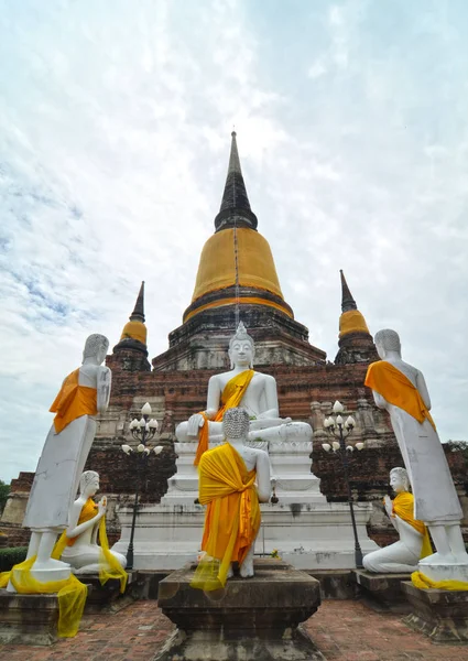 Buddhas Und Pagode Wat Yai Chai Mongkol Ayutthaya Thailand — Stockfoto