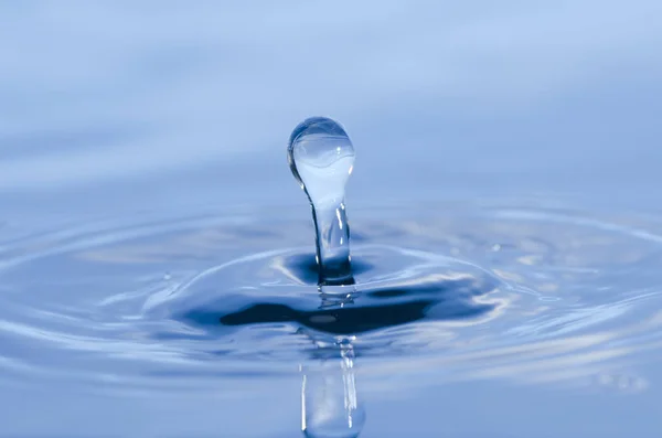 Acqua Spruzzata Come Una Corona — Foto Stock