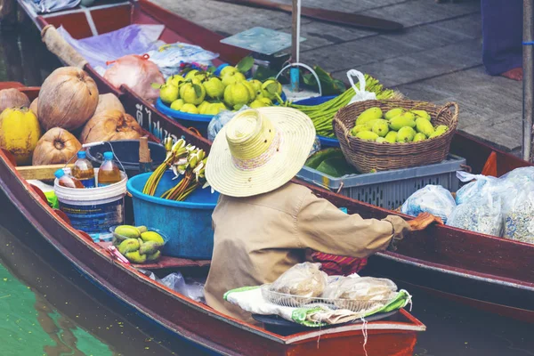 Damnoen Saduak Floating Market Distrito Damnoensaduak Provincia Ratchaburi Tailandia —  Fotos de Stock