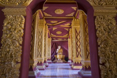 Geleneksel Buda altın dua seti tamamlandı, halka açık tapınakta yapıldı.