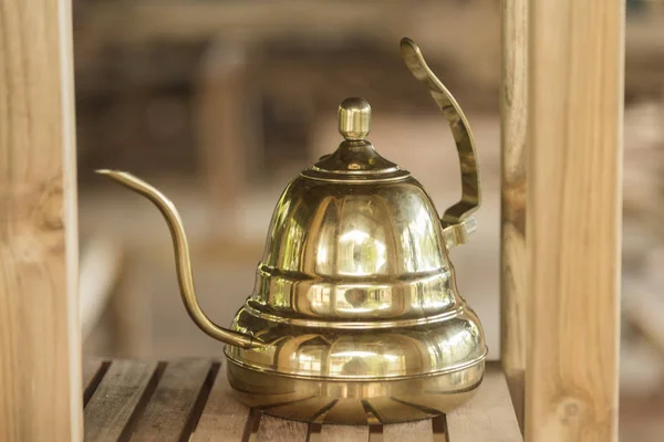 Una Cafetera Latón — Foto de Stock