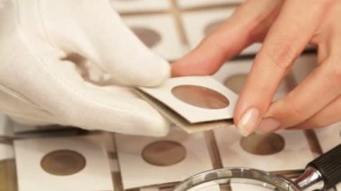 Büyüteç, Hd ile dolar para kadın bakar