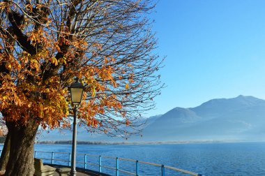 Güzel manzara modunda Lovere, Lake Iseo, İtalya 