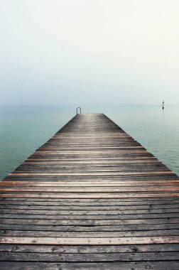 İskele Sirmione'da, Lake Garda, İtalya