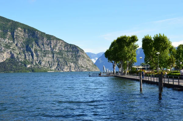 이 세 오 도시, 이탈리아에서에서 호수 Iseo에 아름 다운 보기 — 스톡 사진