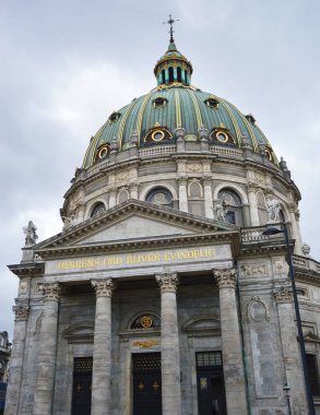 Copenhagen, Danimarka - 31 Mayıs 2017: Rokoko mimariyi, mermer kilise Marmorkirken olduğu gibi bir evangelist Lutheran Kilisesi Kopenhag, Danimarka Halk bilinen Frederik'ın Kilisesi