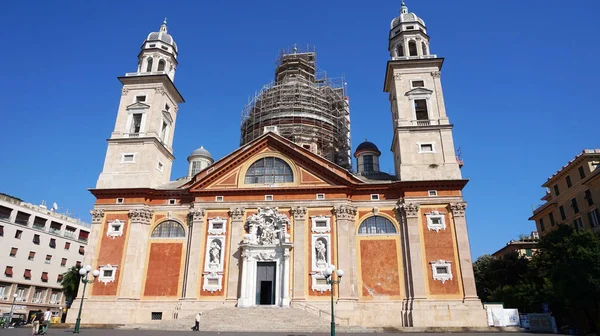 Remont kopuły kościoła Santa Maria Assunta w Carignano, Genua, Włochy — Zdjęcie stockowe