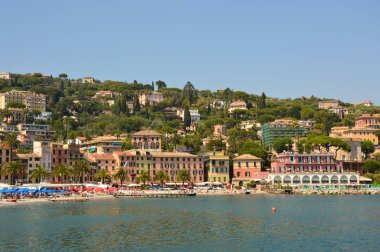 Santa Margherita Ligure, İtalya - 13 Haziran 2017: plajları ve deniz manzarasına yaz, S. Margherita Ligure, İtalya'da tatil