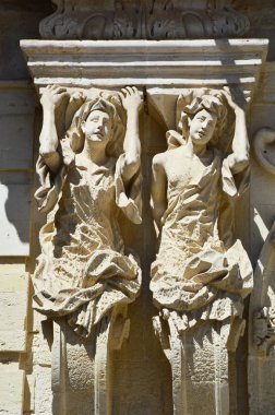 Caryatids Marrese Sarayı Lecce, Apulia, İtalya