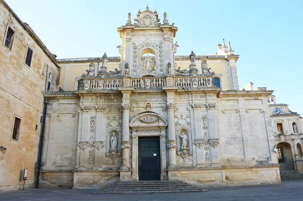 Lecce kathedraal gewijd aan de veronderstelling van de Maagd Maria, Apulië, Italië — Stockfoto