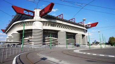 Milan, İtalya - 13 Eylül 2017: Stadio Giuseppe Meazza yaygın San Siro bilinen bir futbol stadyumu San Siro Ritz Milan, İtalya, ev A.C. Milan ve Inter Milan olan biri