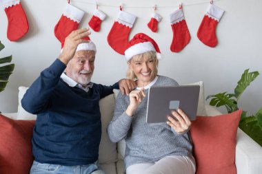 Yaşlı, beyaz, yaşlı bir adam ve kadın, konferansı... 