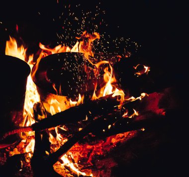 Yangın yolculuk boşandı.