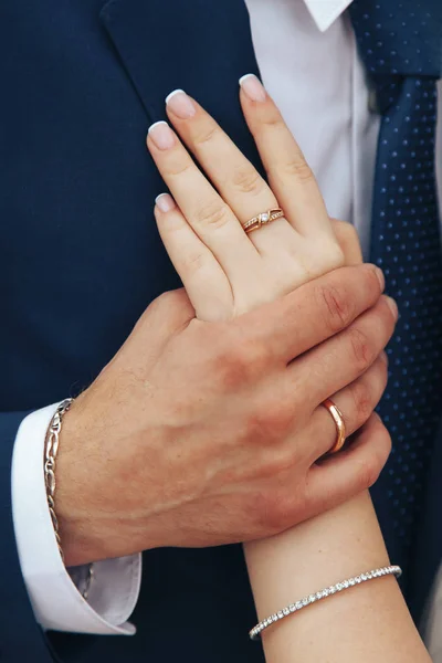 Gelin ve damat ellerimi