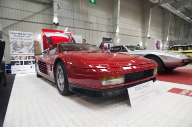 Varşova, Polonya, Mayıs 13: Oldtimer Ferrari araba Varşova otomatik 13 Mayıs 2017 adil Nostalji, Varşova, Polonya.