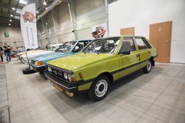 Varşova, Polonya, Mayıs 13: Oldtimer Polonez araba Varşova otomatik 13 Mayıs 2017 adil Nostalji, Varşova, Polonya.