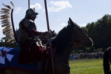 Kanatlı Hussars - askeri piknik üzerinde savaş inscenisation