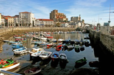 Balık tutma bağlantı noktası Castro Urdiales