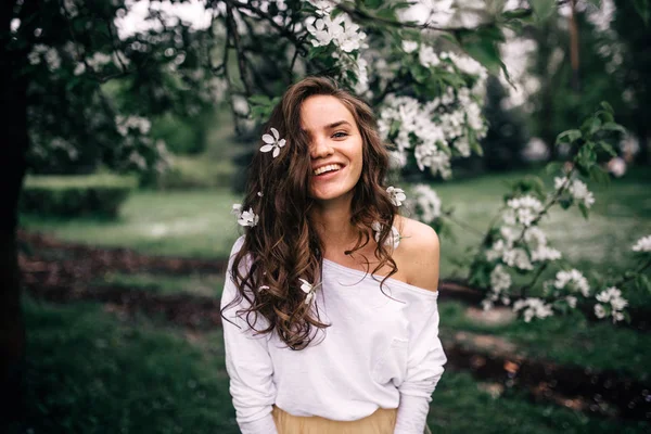 Kız - bahar