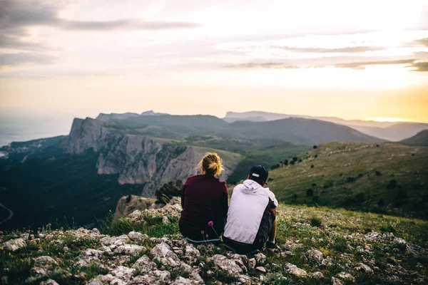 Dois em montanhas — Fotografia de Stock