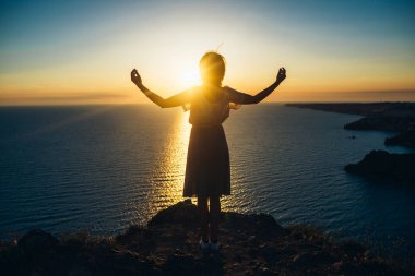 kişi ve deniz düşüş