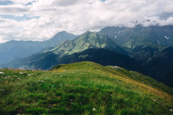 snow tops of mountains