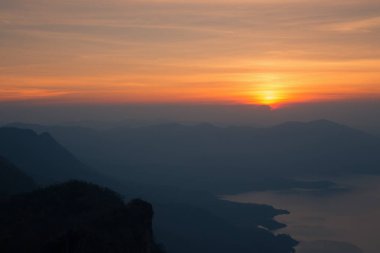 PHA dang luang bakış