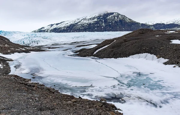 Paisaje de montaña en iceland — Foto de Stock