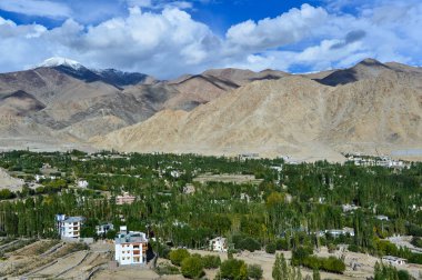 manzara Dağı, Kuzey Hindistan