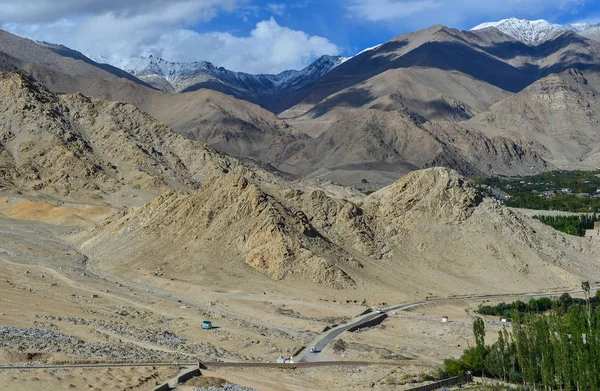 Paisaje montaña, norte de la India — Foto de Stock