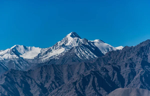 Liggande berg, norra Indien — Stockfoto