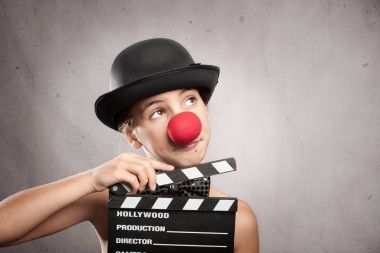 küçük kız bir film clapper kurulu holding