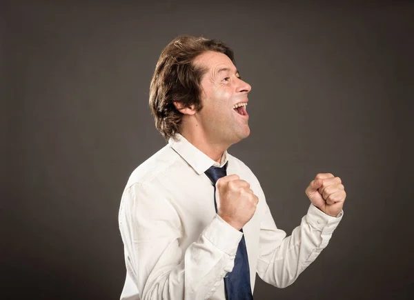 Businessman wearing a gas mask — Stock Photo, Image