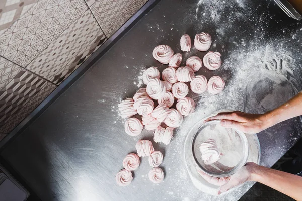 Cooking Strawberry Pink Marshmallows Professional Kitchen — Stock Photo, Image
