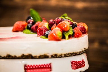 Lezzetli tatlı meyve pasta.