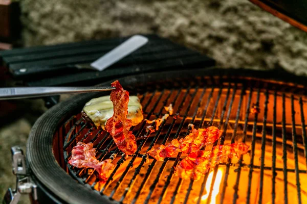 Grilling Meat Flaming Grill Beef Meat Grill Closeup — Stock Photo, Image