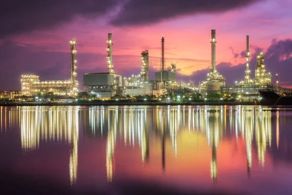 Oil refinery industry — Stock Photo, Image