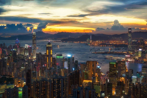 Hong kong ve Kowloon Cityscape — Stok fotoğraf