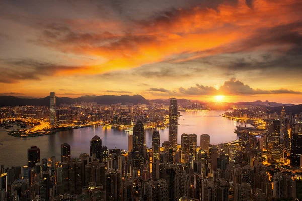 Tag und Nacht für den Sonnenaufgang der Hongkong-Stadt — Stockfoto