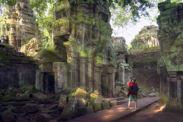 Ta prohm templo ou Tom cavaleiro templo — Fotografia de Stock