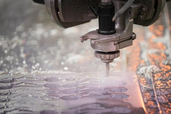 Metalworking cutting with water jet — Stock Photo, Image