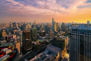 Günbatımı Ratchaprasong ve Sukhumvit