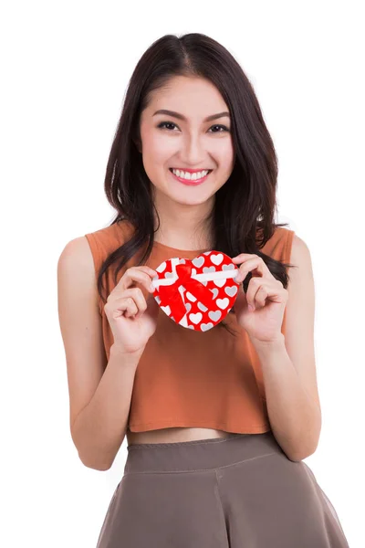 Asian lady with gift box — Stock Photo, Image