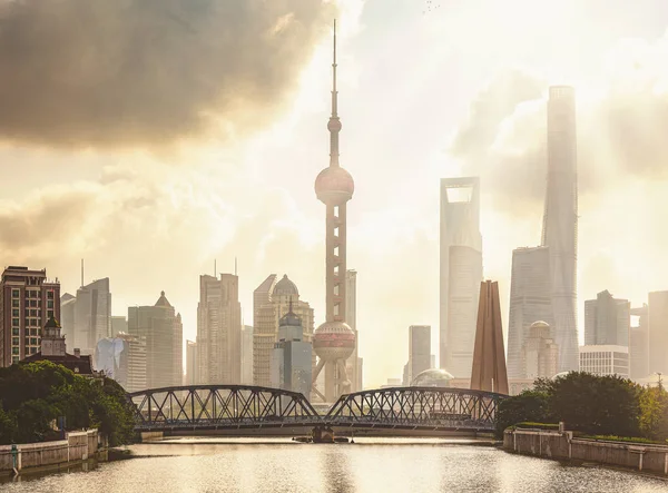 Morning time in shanghai city — Stock Photo, Image