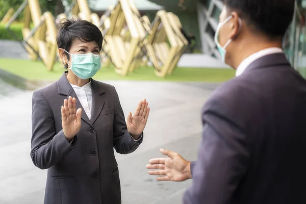 Old Asian Business People Greeting Togather New Methode Mask Prevent — Stock Photo, Image